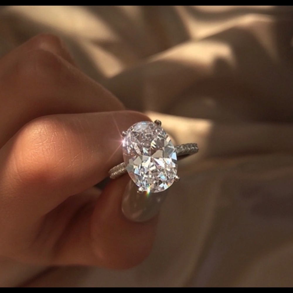 .925 Sterling Silver 5 Carat Moissanite Diamond